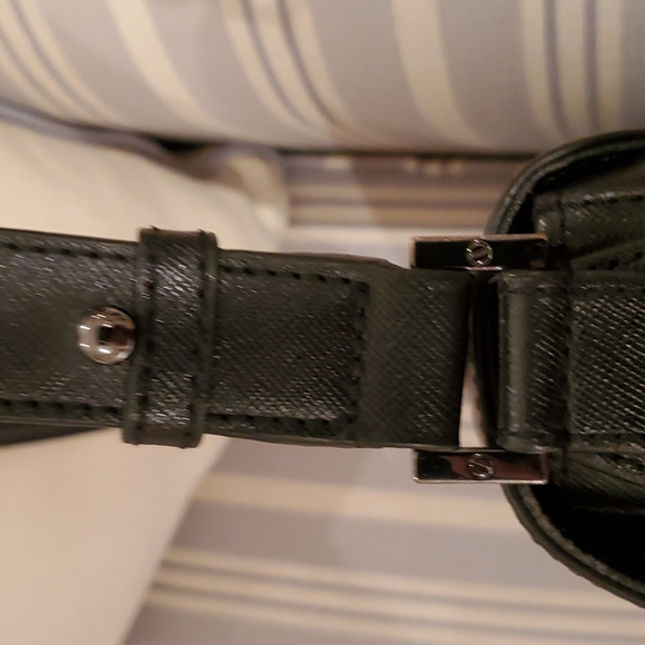 Tory Burch Purse - Picture 10 of 10